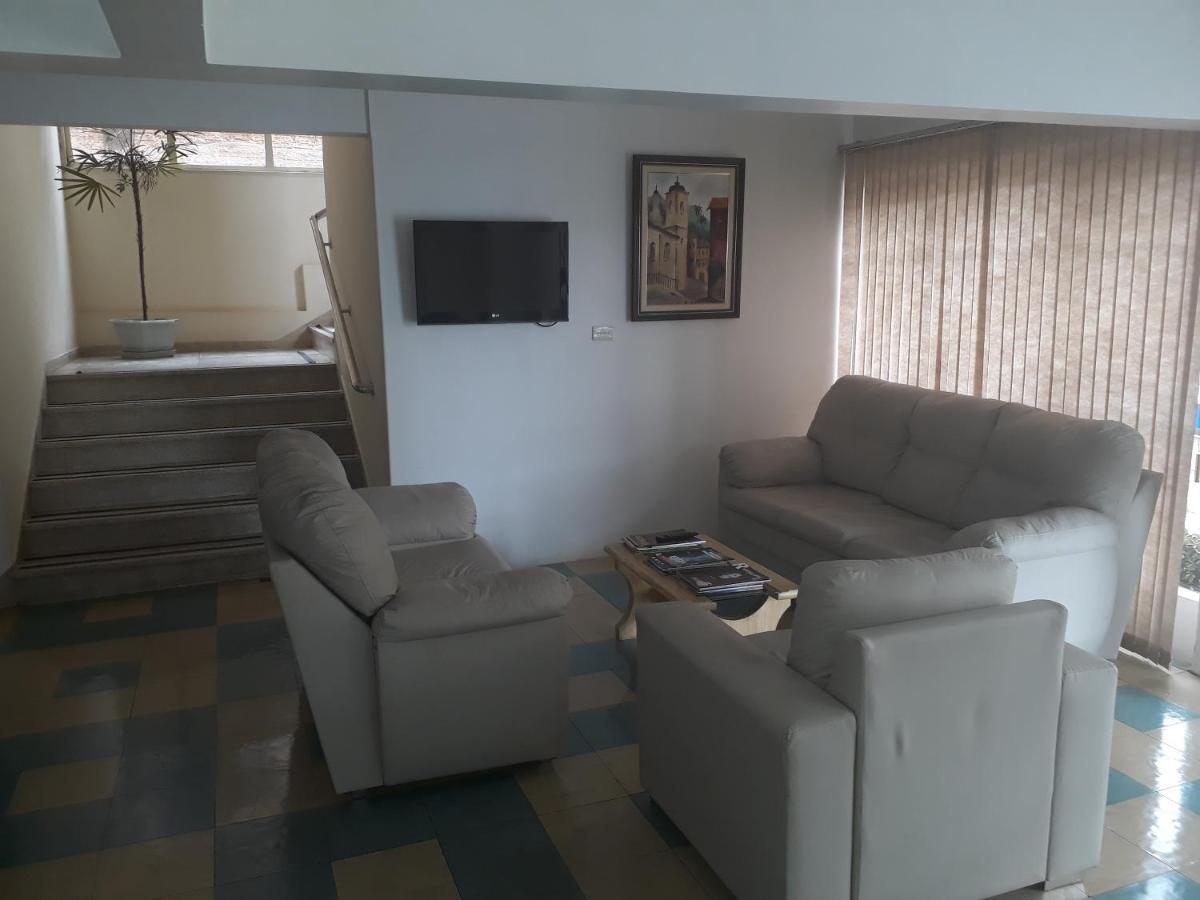Hotel Puava Guarapuava Buitenkant foto